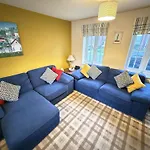 Our House - Part Of The The Bay Village With Pool, Gym And Direct Access, Pub, Restaurant, Tennis And Meadows Walks